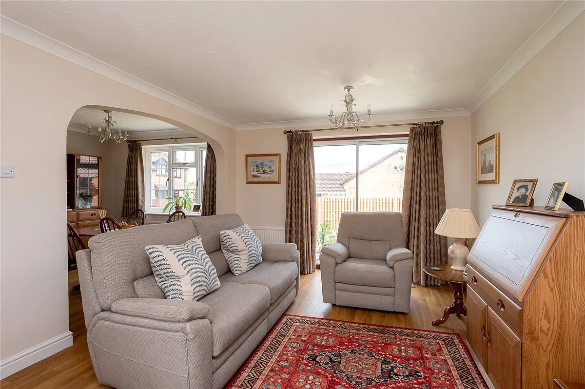 Rochester Wynd, Leeds, LS17