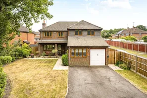 Reading Road, Blackwater, Surrey, GU17