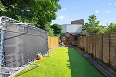 Bushey Road, Sutton