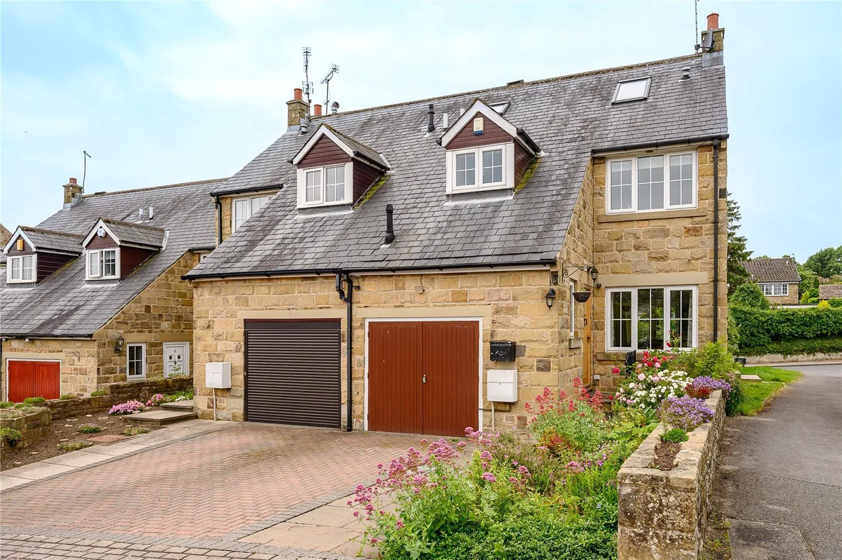 Argyle Mews, East Keswick, LS17