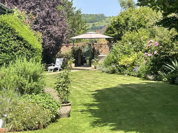 Guildford Road, Westcott, Dorking, Surrey, RH4