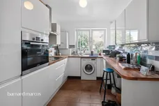 Binfield Road, London