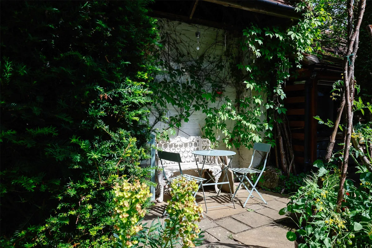 Guildford Road, Westcott, Dorking, Surrey, RH4