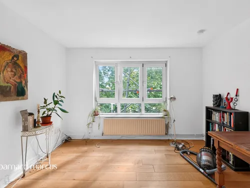 Binfield Road, Londonphoto