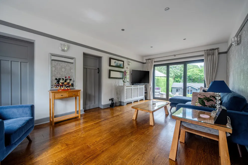 The Avenue, Farnham Common, SL2 photo 10