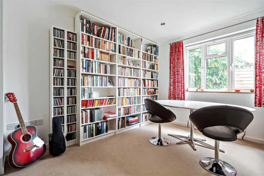 Property Image 12