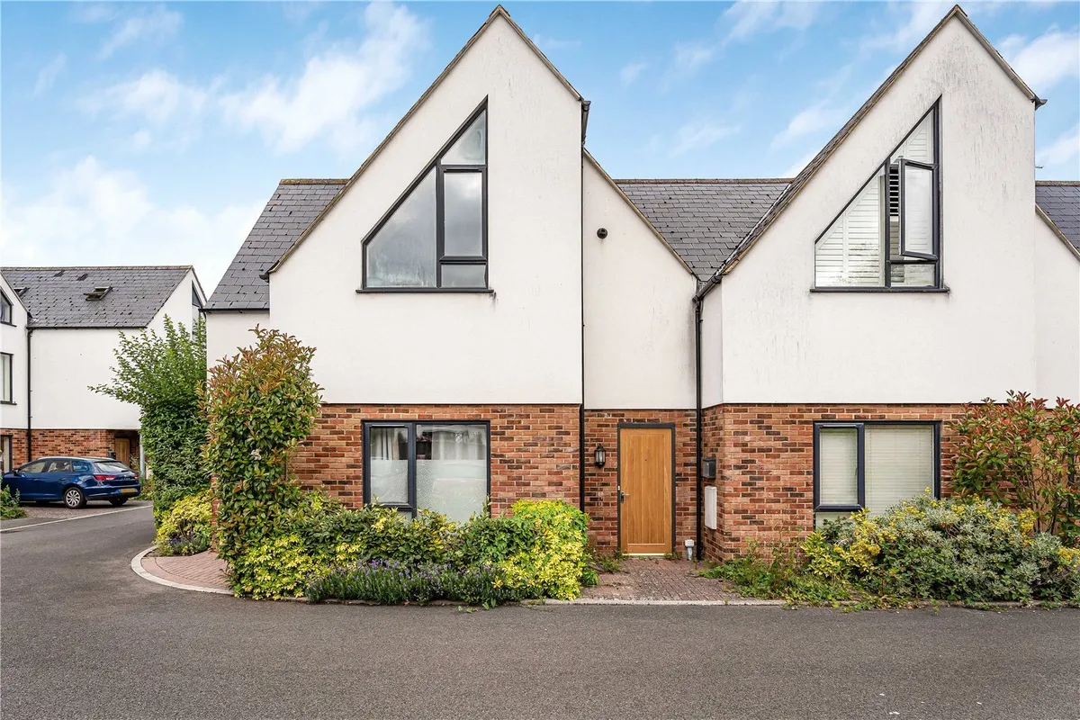 Temple Road, Oxford, Oxfordshire, OX4