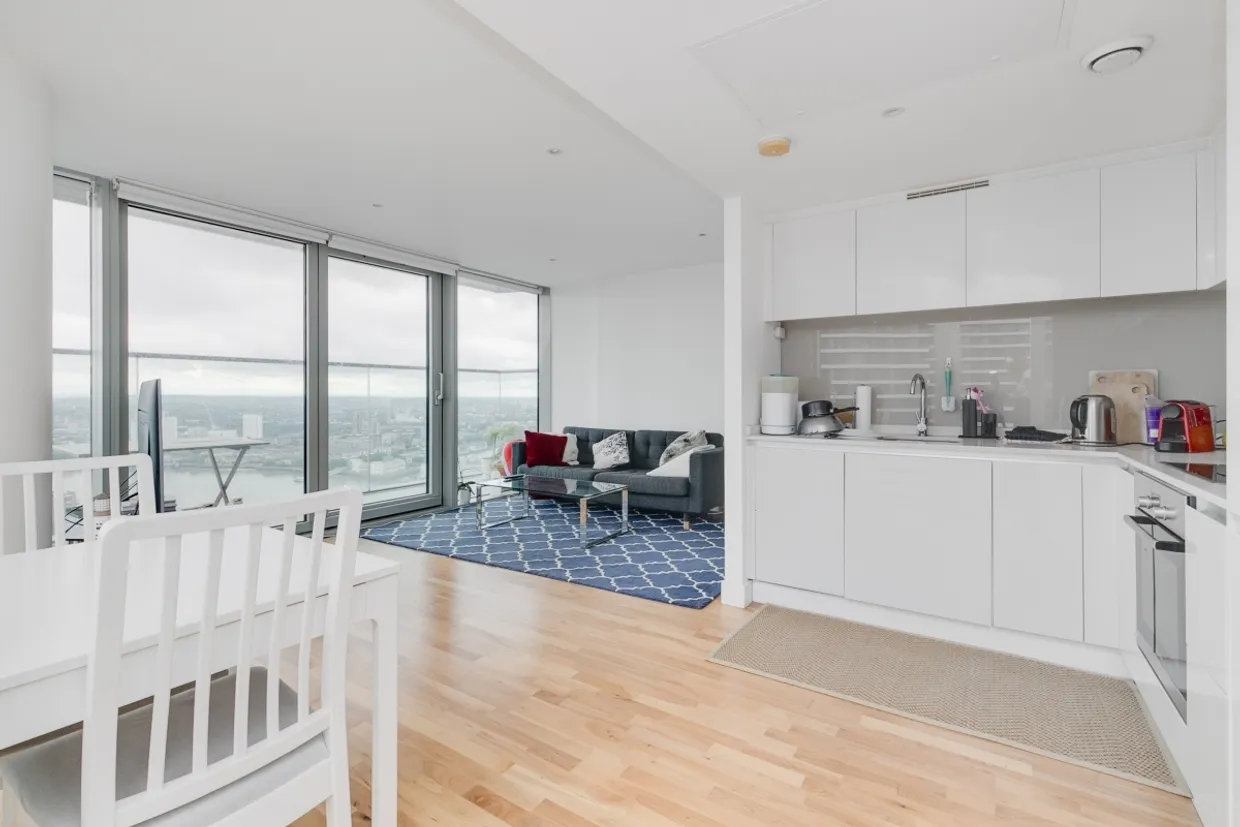 The Landmark, E14 photo 5
