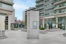 The Landmark, E14 photo 13