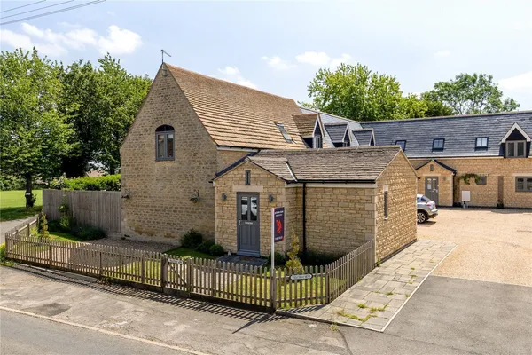 Wheatsheaf Mews, Main Street, PE8 photo 1
