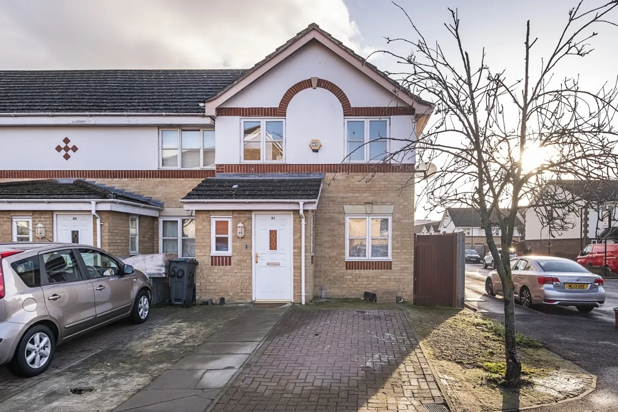 Highfield Road, Feltham, TW13 photo 1
