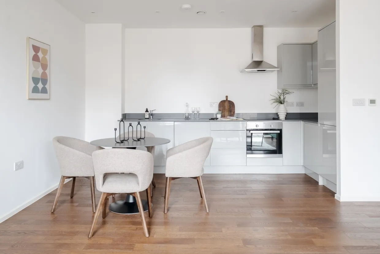 Gransden Avenue London E8 photo 1