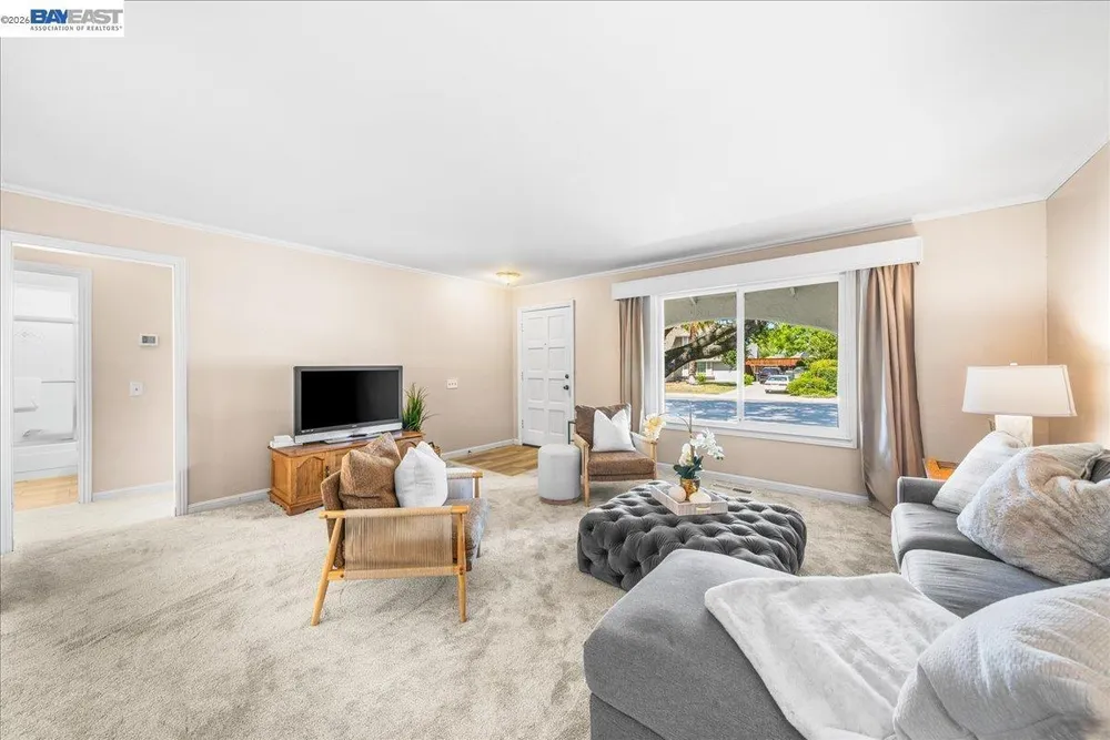 675 Alameda Dr, Livermore, CA 94551