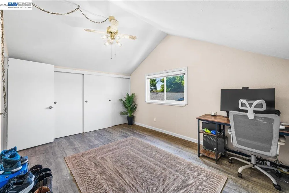 675 Alameda Dr, Livermore, CA 94551