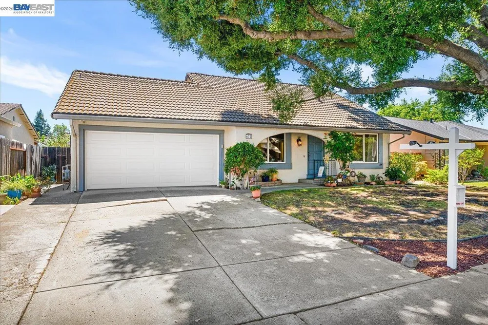 675 Alameda Dr, Livermore, CA 94551