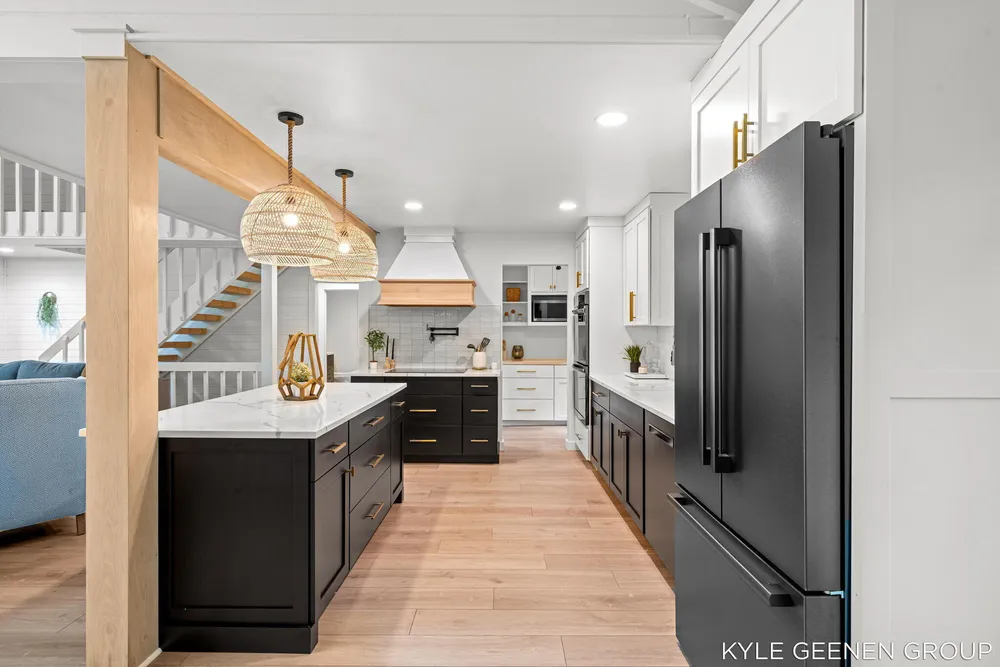 4719 Fox Hill Ln, Macatawa, MI 49434