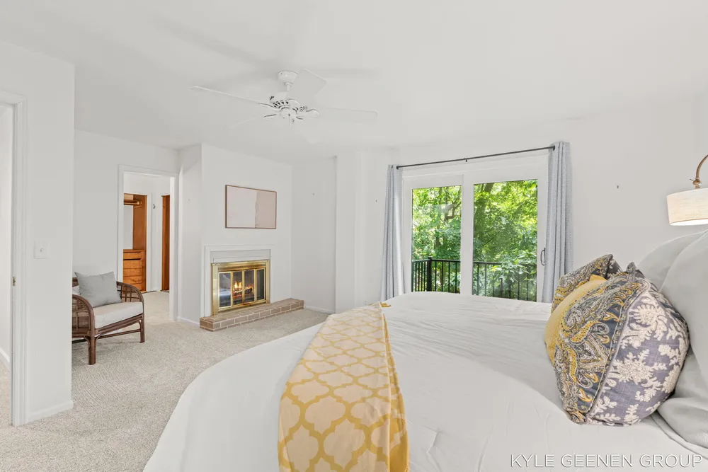 4719 Fox Hill Ln, Macatawa, MI 49434