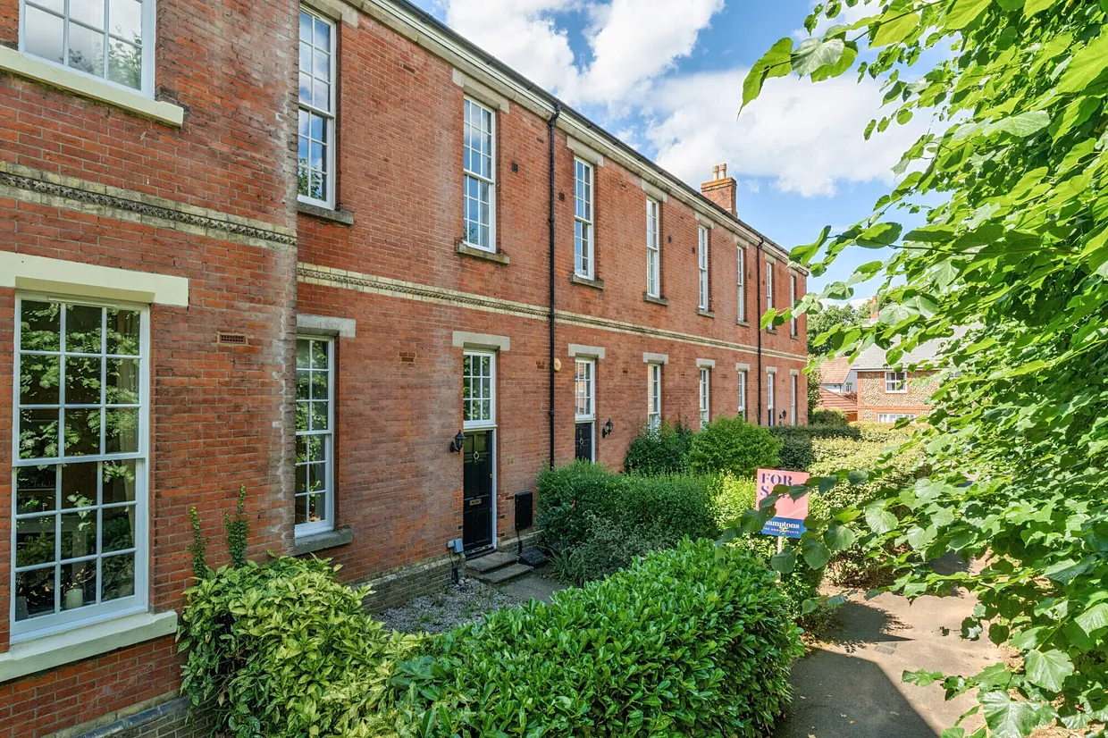 Cardwells Keep, Guildford, GU2 photo 1