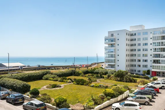 Marine Drive, Brighton, BN2