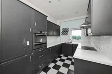 Ravenscroft, High Road, BROXBOURNE