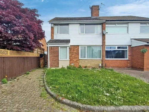Debra Close, Great Sutton, ELLESMERE PORTphoto