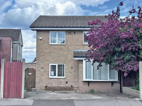 Cross Street, CHESTERFIELDphoto