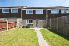 Seymours, HARLOW