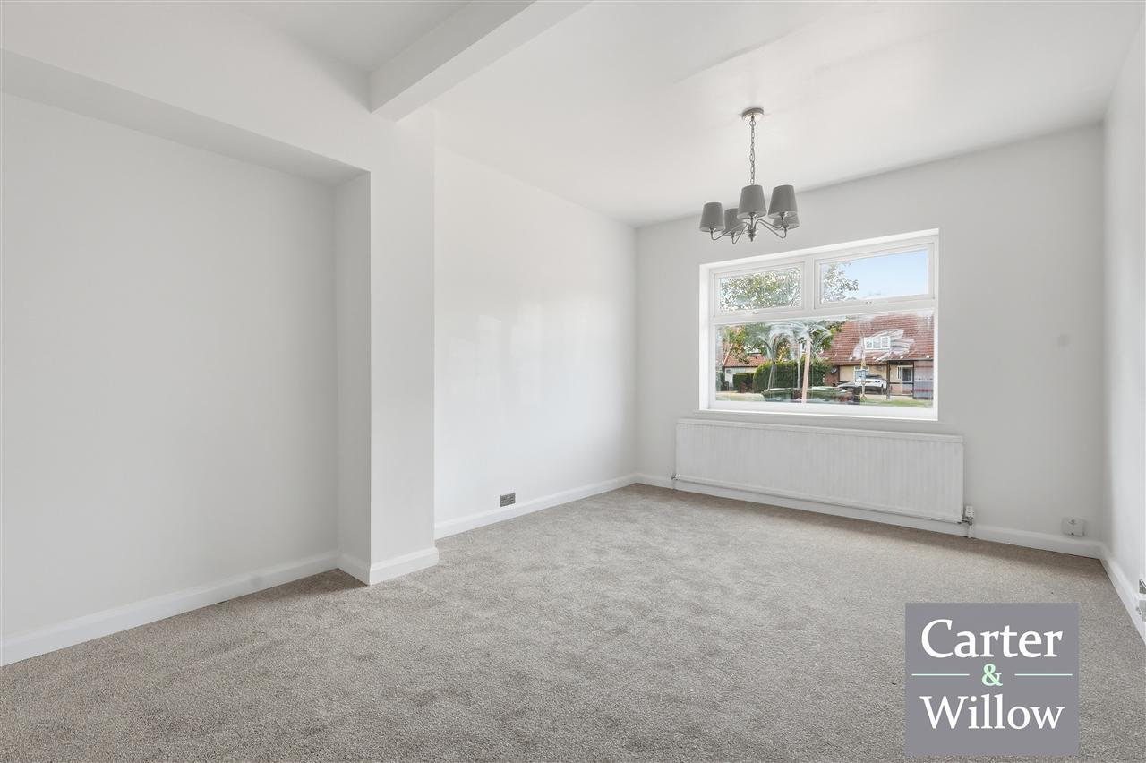 Becontree Avenue, Essex Image 8