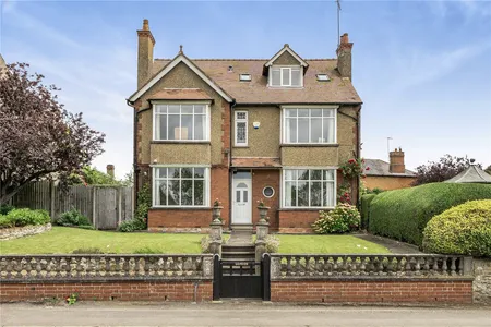 Northampton Road, Earls Barton, NN6