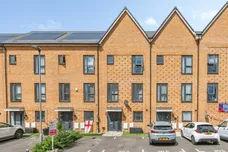 Maiden Way, Rainham