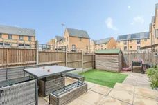 Maiden Way, Rainham