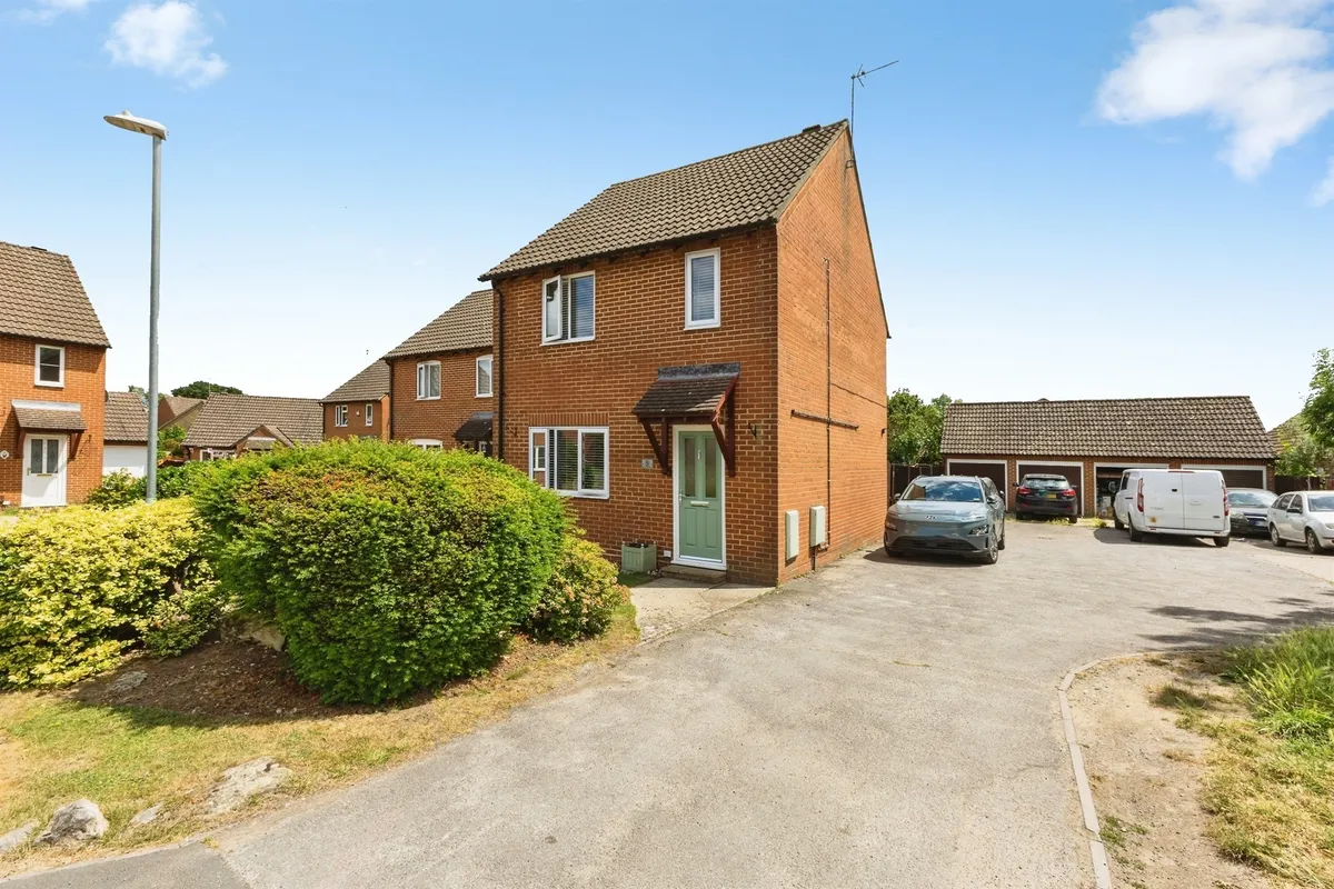 Bosham Close, Earley, Reading