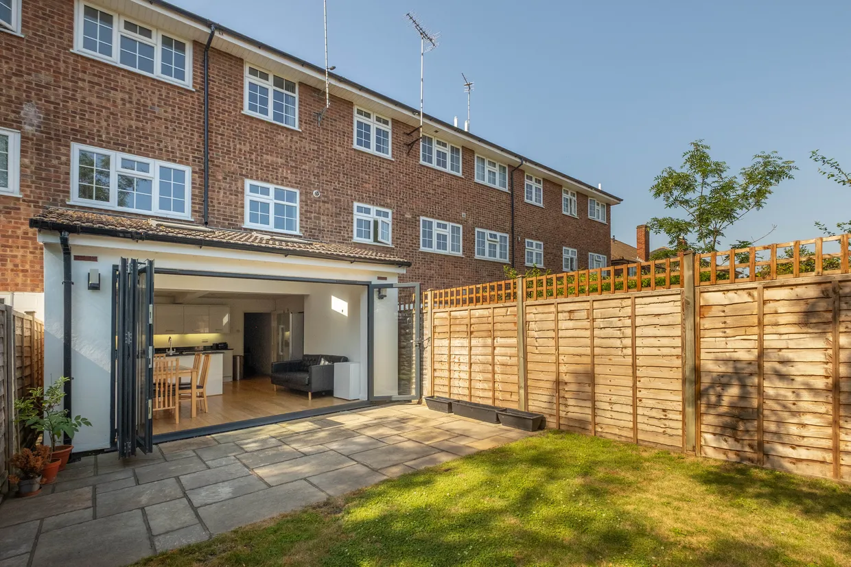 Uxbridge Road, Kingston Upon Thames, KT1 photo 3