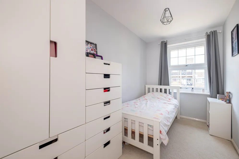 Uxbridge Road, Kingston Upon Thames, KT1 photo 10