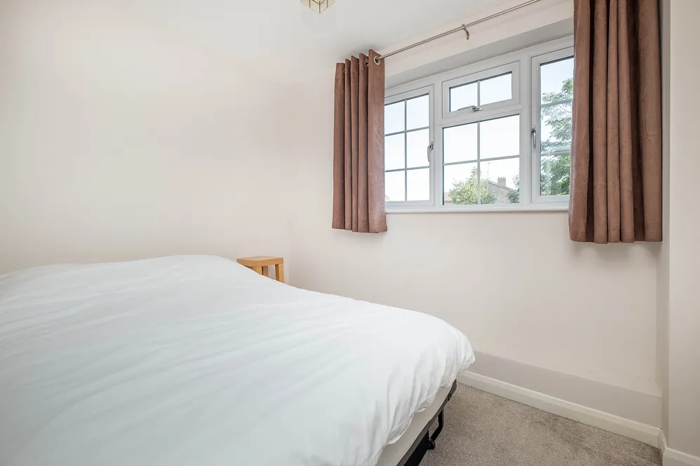 Uxbridge Road, Kingston Upon Thames, KT1 photo 11