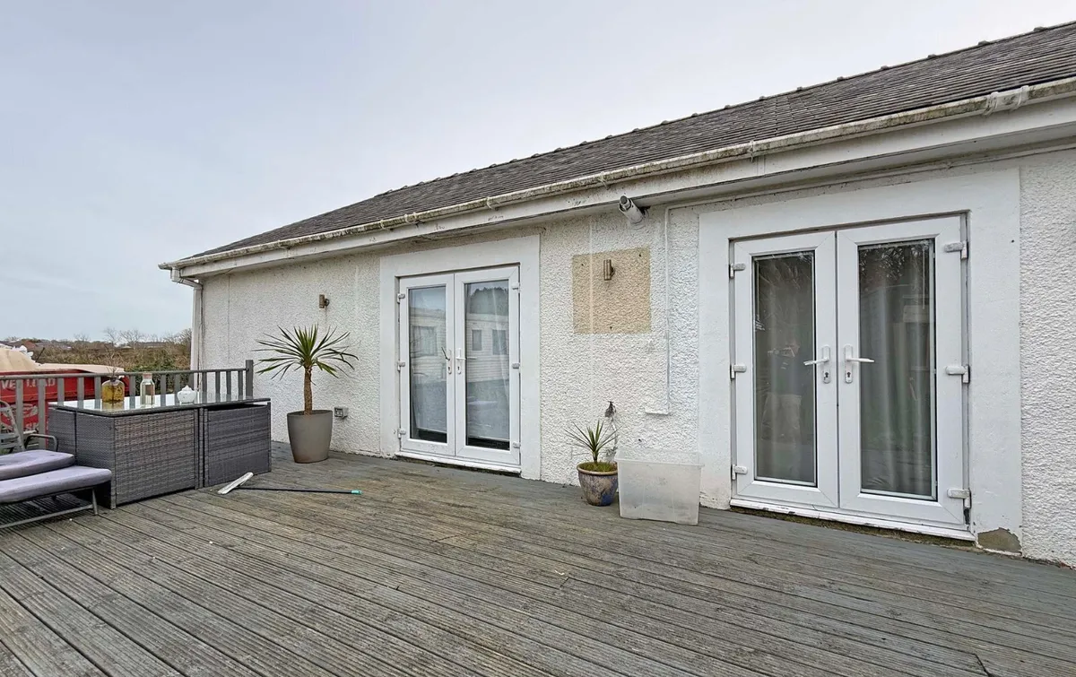 Capel Mawr, Bodorgan, Isle of Anglesey, LL62