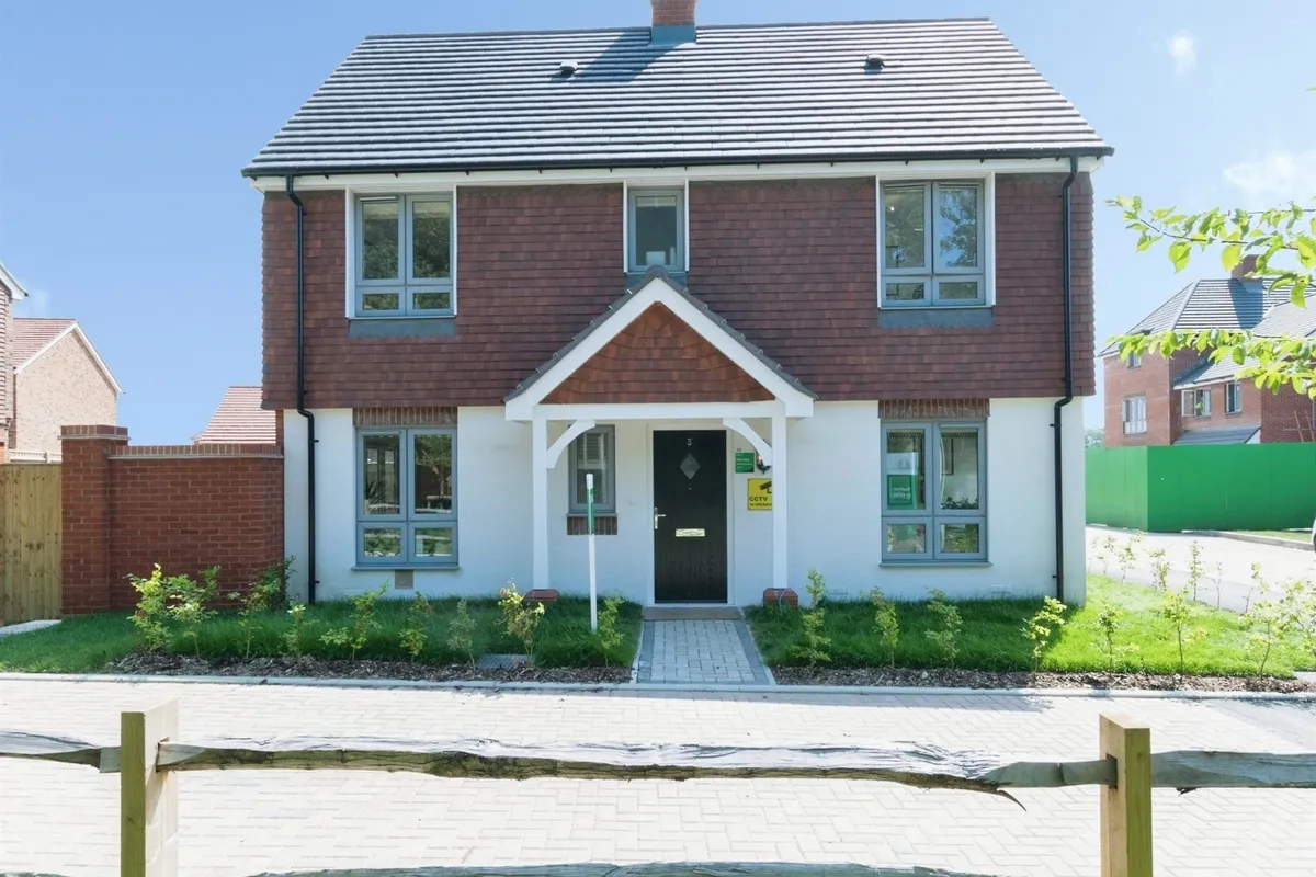 Brockhills Lane, New Milton