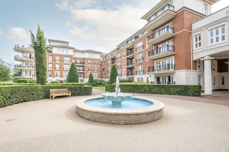 Clevedon Road, Twickenham, TW1