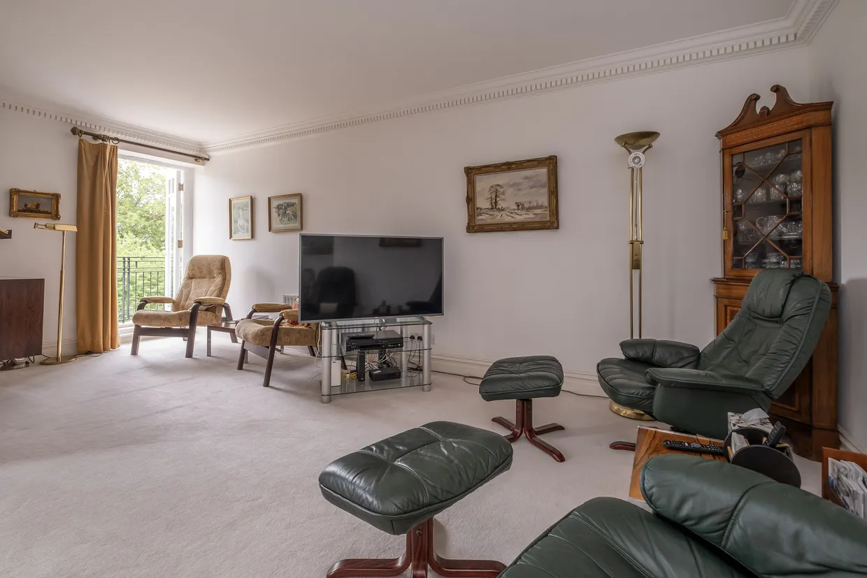 Clevedon Road, Twickenham, TW1 photo 11