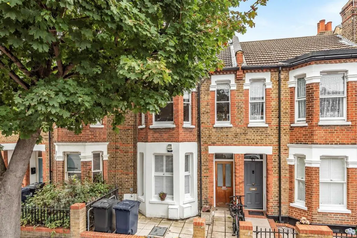 Clovelly Road, London