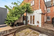 Clovelly Road, London