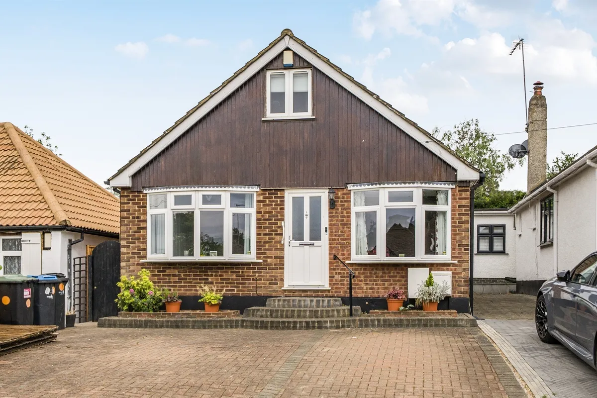 Beech Avenue, Enfield