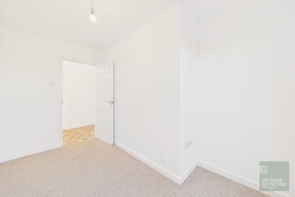 Farm Close, Bungay Image 10
