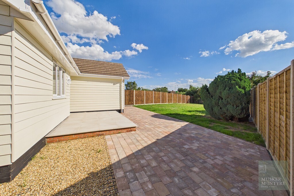 Farm Close, Bungay Image 13