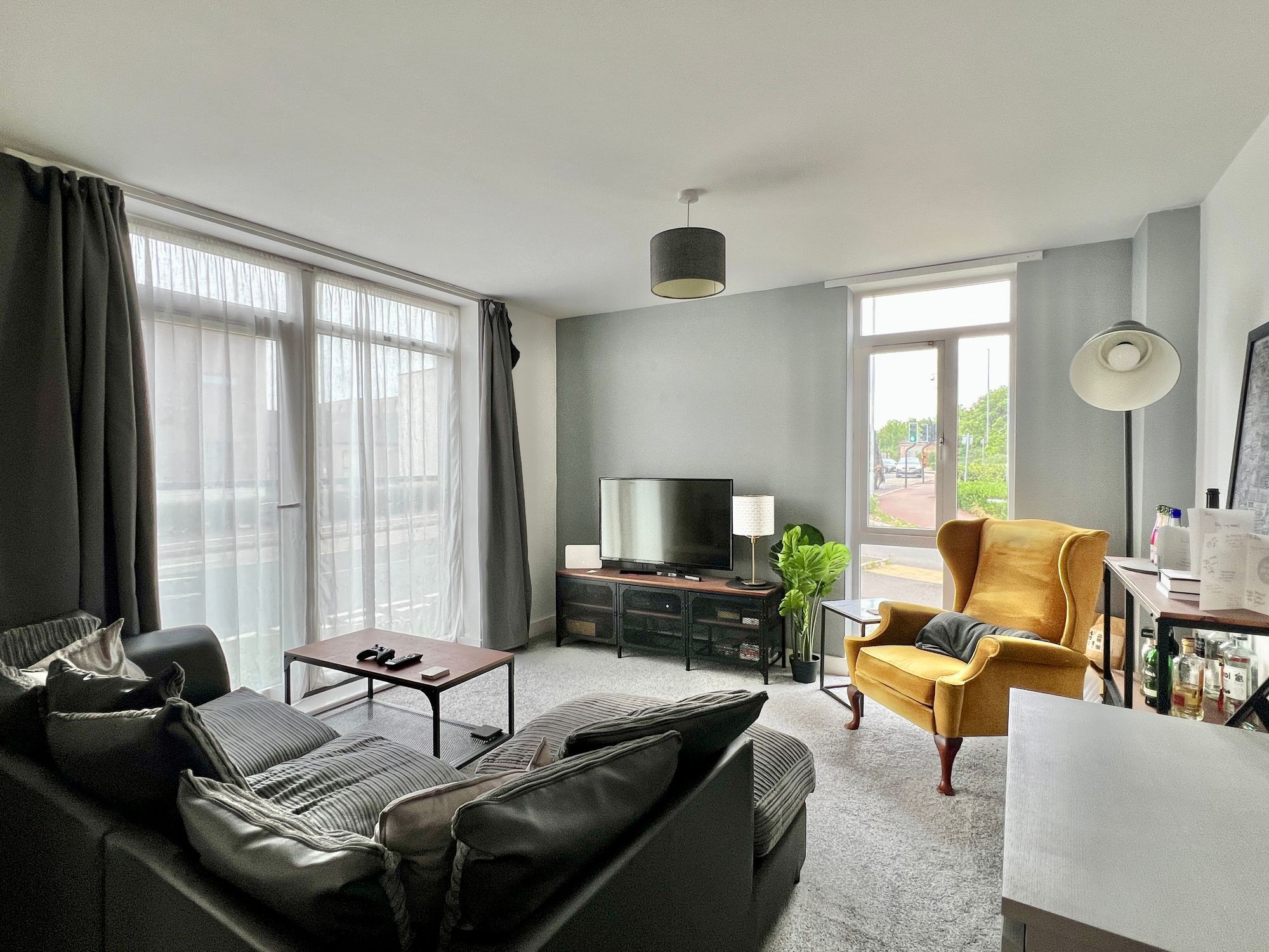 Firepool Crescent, Taunton - NO onward chain! Image 2