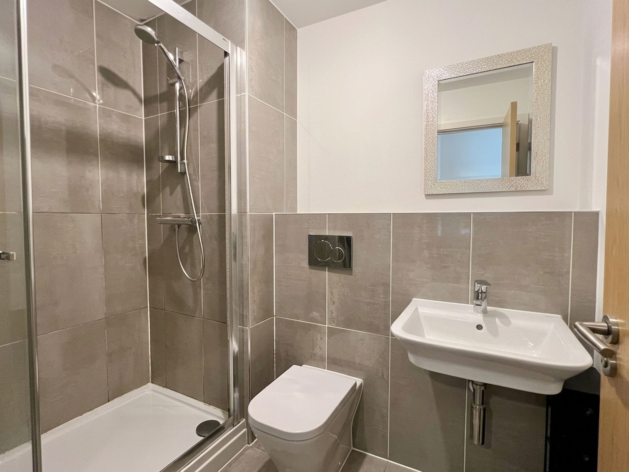 Firepool Crescent, Taunton - NO onward chain! Image 13