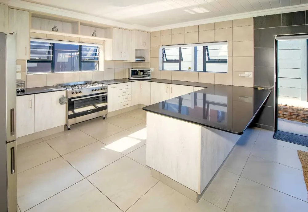 South Africa, Western Cape, Dana Bay, E. Capitata Street, 7