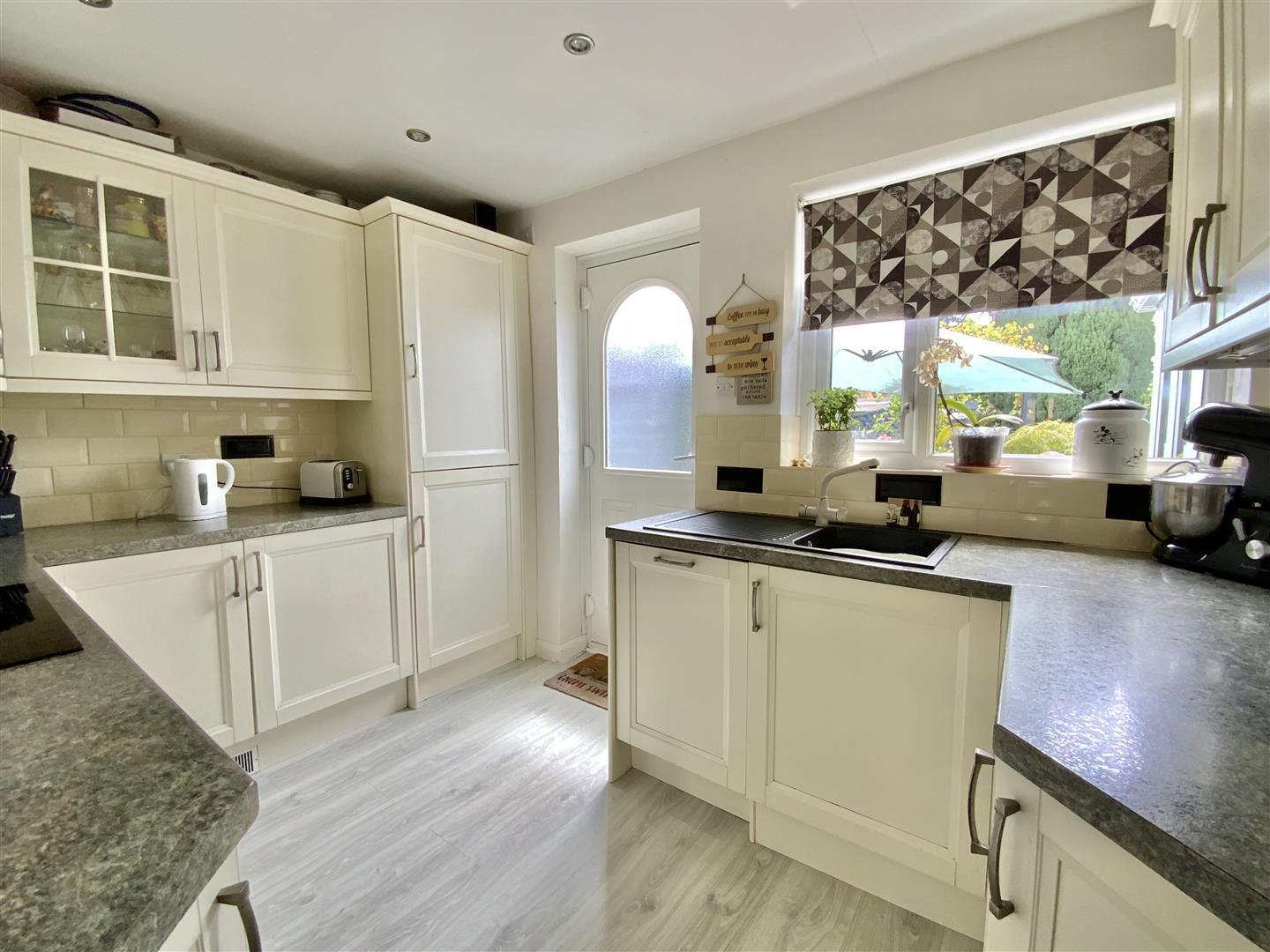 Claremont Avenue, Stony Stratford, Milton Keynes Image 4