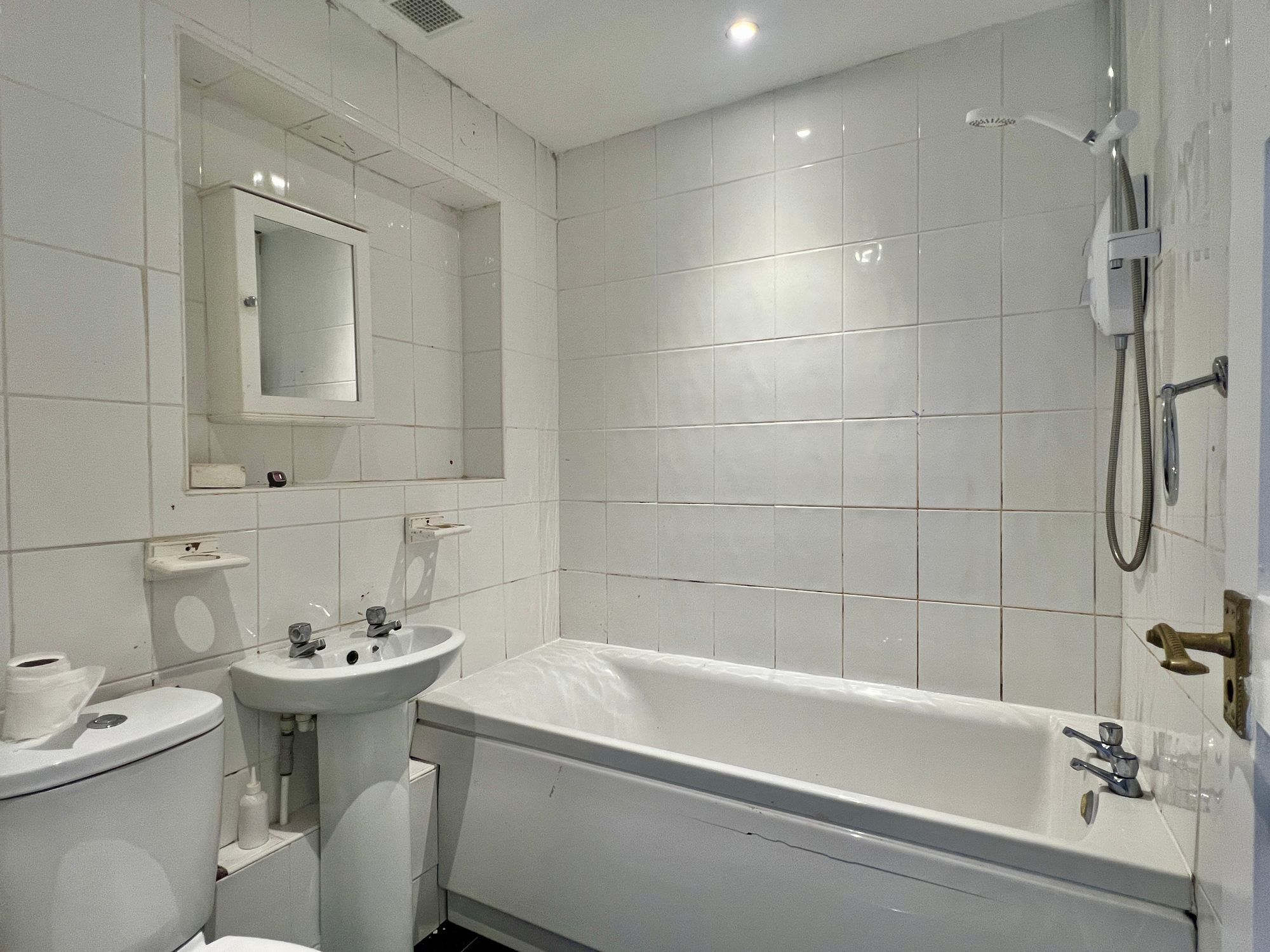 Elms Estate, Monkton Heathfield - NO onward chain! Image 9