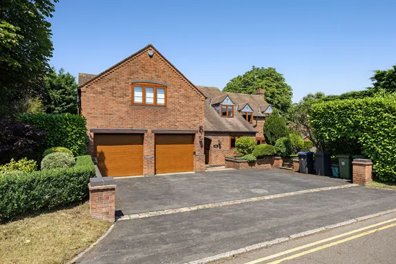 Quineys Road, Shottery, CV37